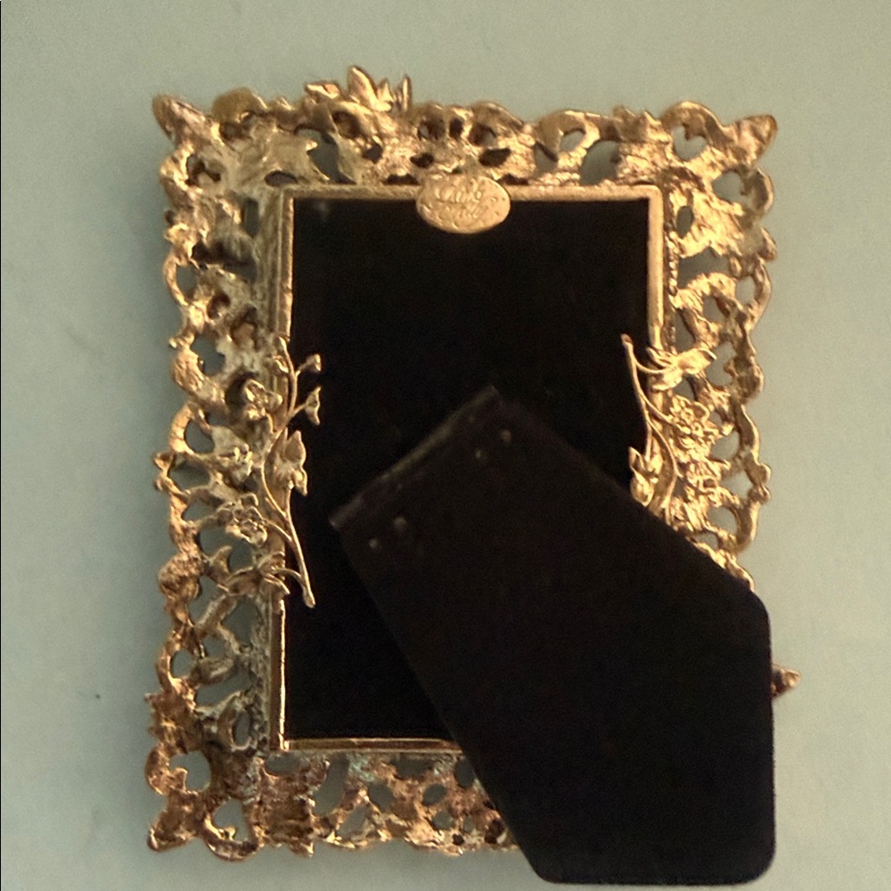 Kirk’s Folly Elegant Gold Floral Picture Frame - Picture 3 of 4